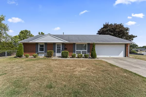 206 Lodestone Drive,  Englewood,  OH 45322