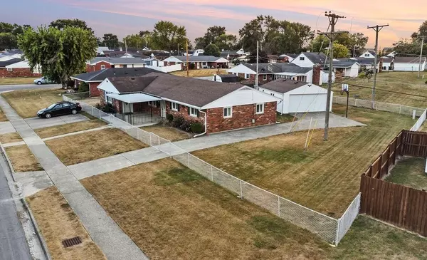 Piqua, OH 45356,806 Candlewood Boulevard