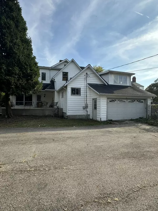 Mechanicsburg, OH 43044,218 W Main Street