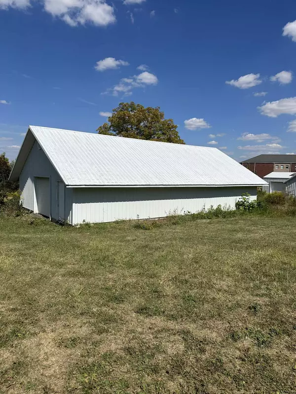 Mechanicsburg, OH 43044,242 W Main Street