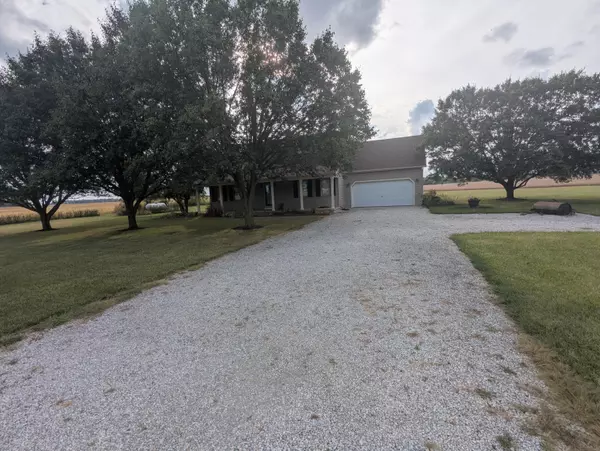 5025 Walzer Road, Russia, OH 45363