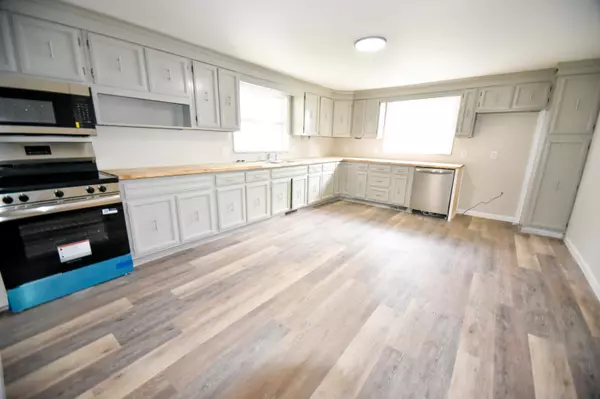 West Mansfield, OH 43358,28370 State Route 739