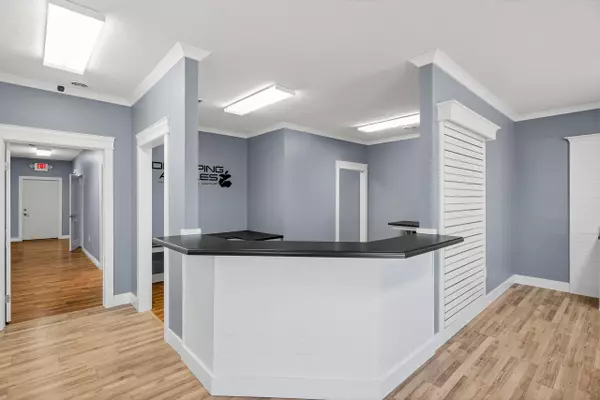 Anna, OH 45302,515 E Main Street