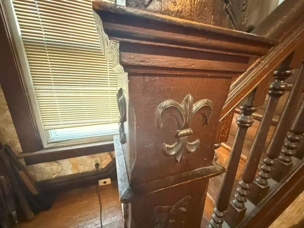 Bellefontaine, OH 43311,612 N Detroit Street