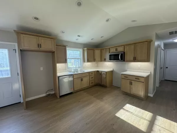 Saint Marys, OH 45885,403 S Vine Street