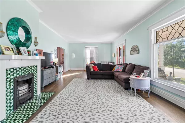 Urbana, OH 43078,206 Lincoln Place