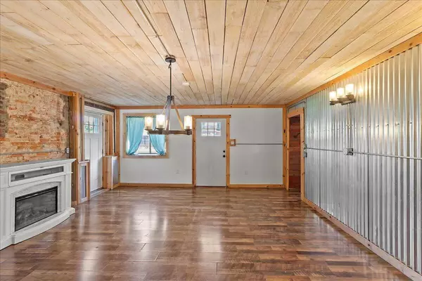 Springfield, OH 45505,4765-4767 E National Road