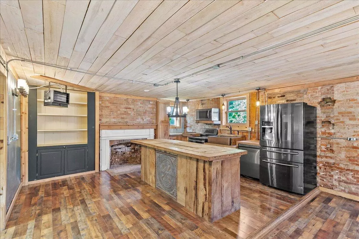 Springfield, OH 45505,4765-4767 E National Road