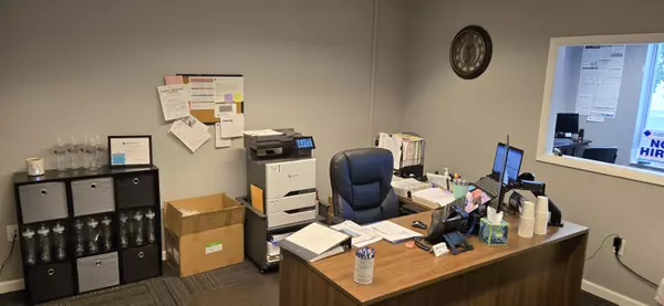 Bellefontaine, OH 43311,207-209 S Main Street