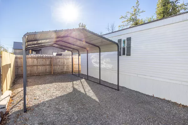 Lakeview, OH 43331,8832 Franklin Avenue