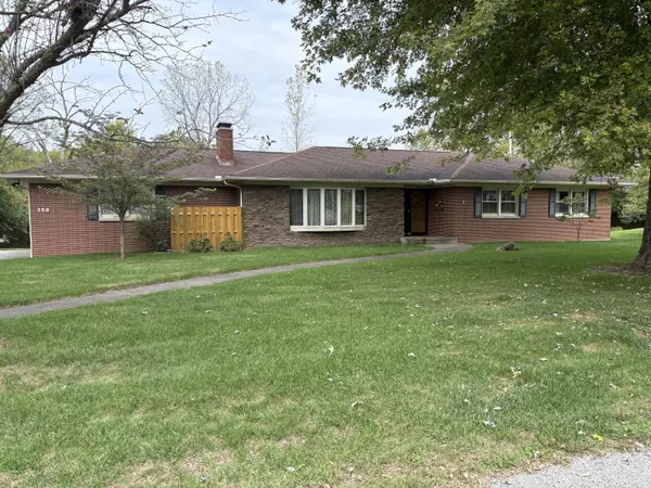 258 Forest Drive, Springfield, OH 45505