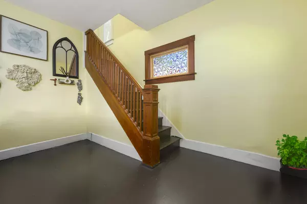 Bellefontaine, OH 43311,305 N Park Street