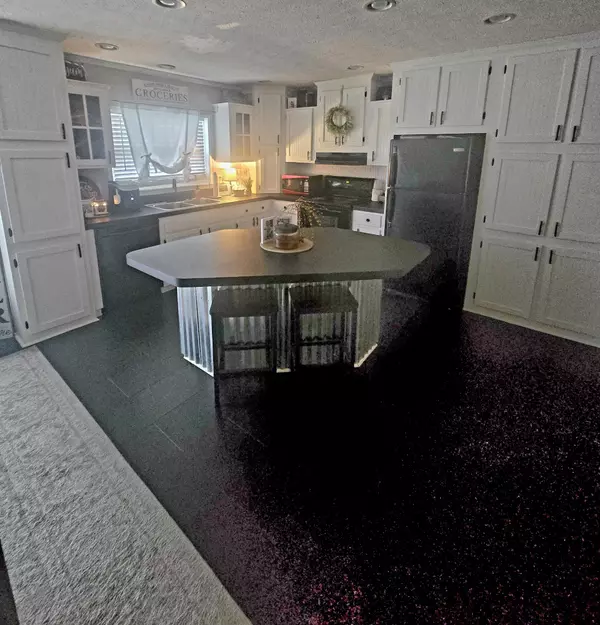 De Graff, OH 43318,1195 Cornish Drive