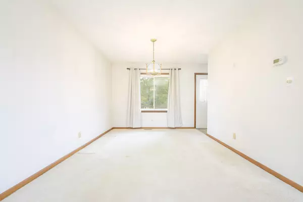 Bellefontaine, OH 43311,512 Newford Drive