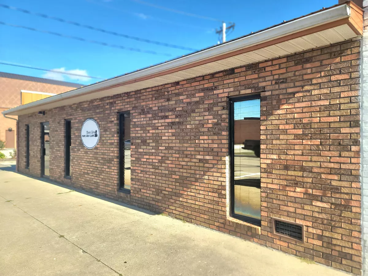 Celina, OH 45822,112 S Walnut Street