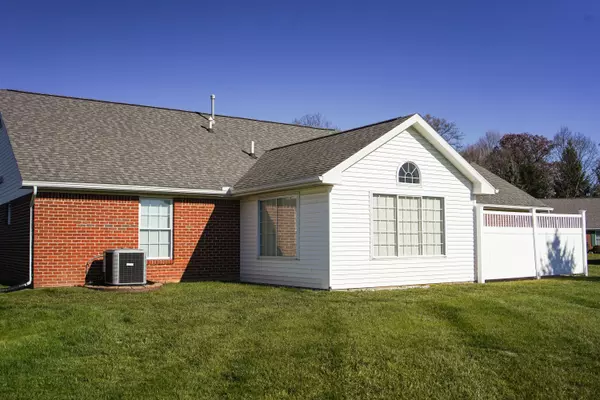 Springfield, OH 45502,1831 Pinehurst Drive #37