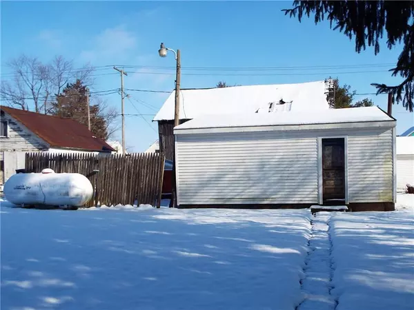 Buckland, OH 45819,115 S Main