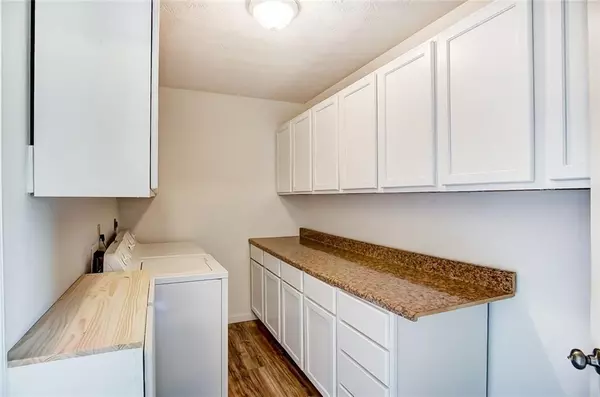 Christiansburg, OH 45389,307 N Grant