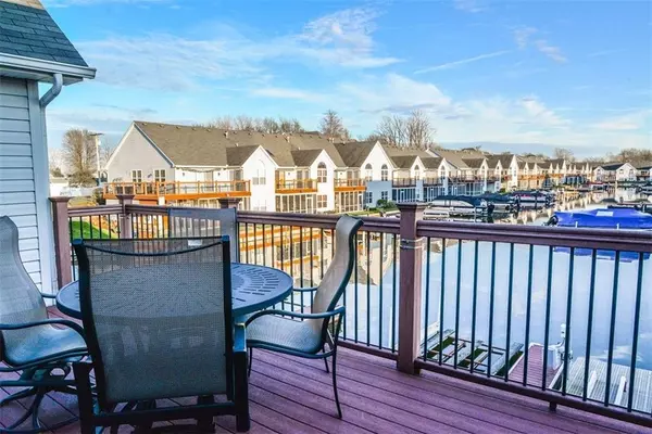 Russells Point, OH 43348,7656 Sir Francis Drake  #17E