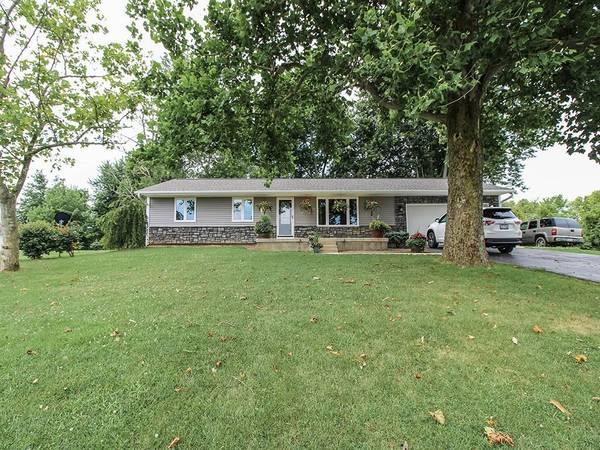 17747 Golden Bridge Road, Wapakoneta, OH 45895