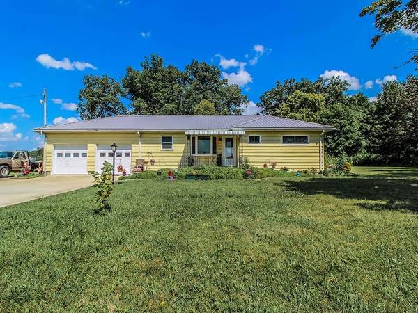 11758 Hardin Pike Road, Wapakoneta, OH 45895