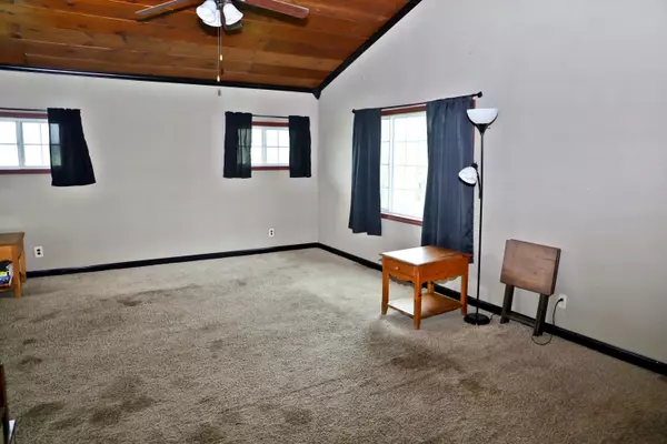 Alger, OH 45812,4557 Township Road 100