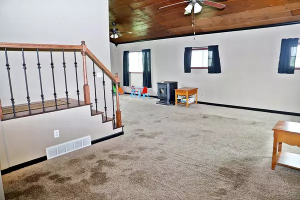 Alger, OH 45812,4557 Township Road 100