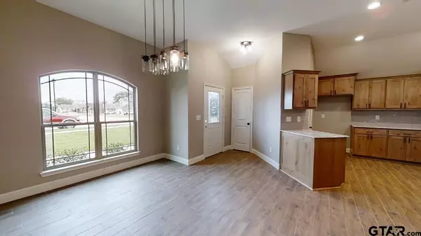 Lindale, TX 75771,15354 Spring Oaks Dr