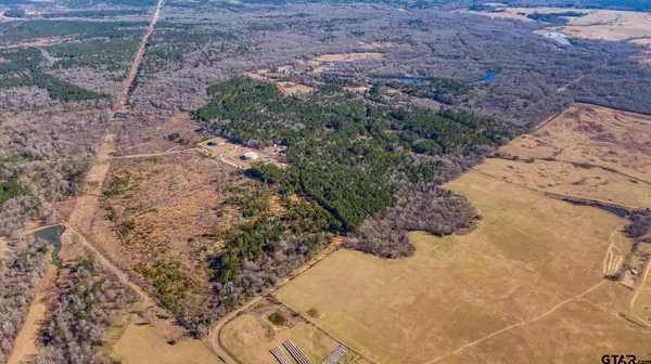 Neches, TX 75779,ACR 338