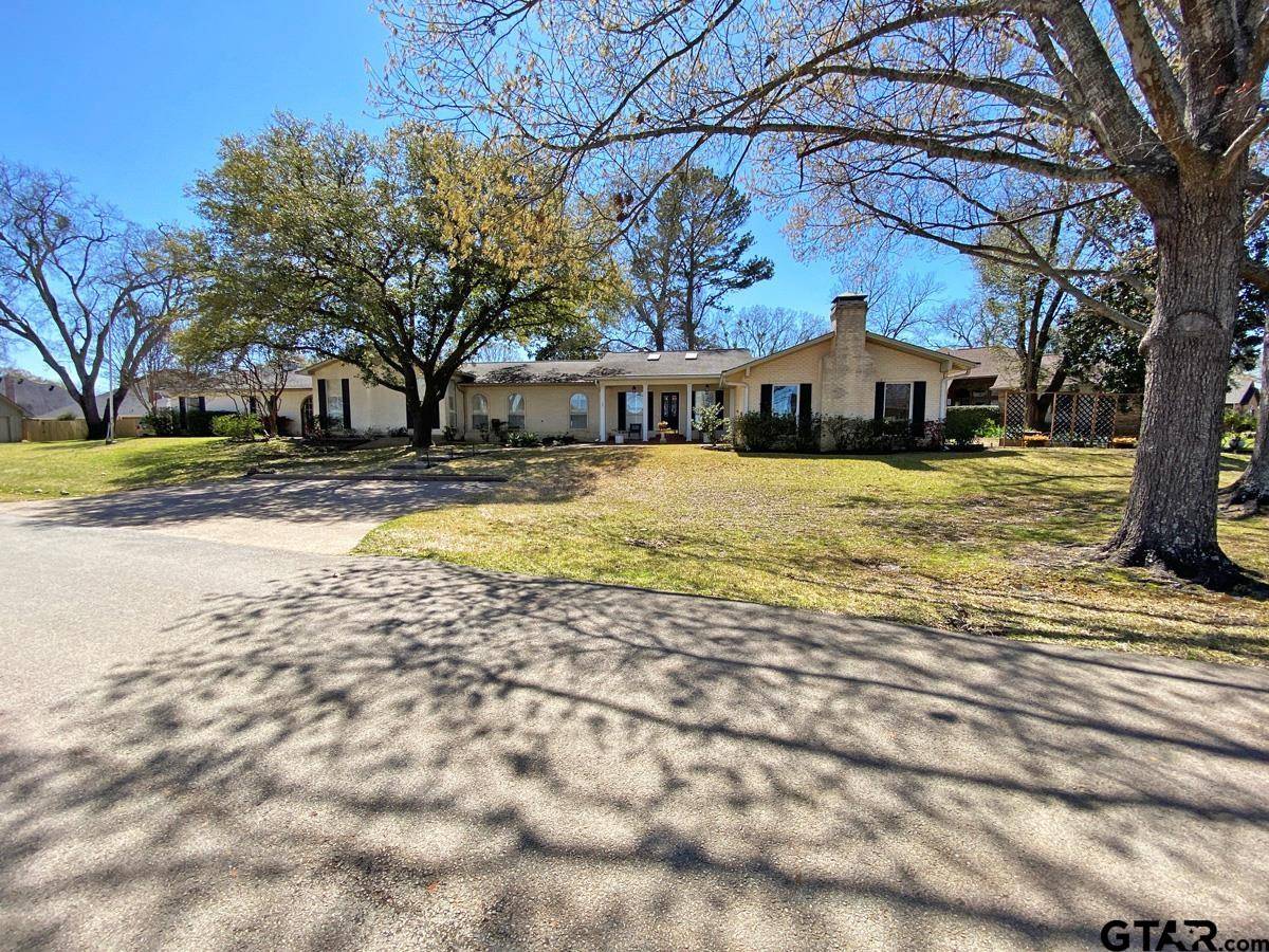 223 N Bay Dr, Bullard, TX 75757