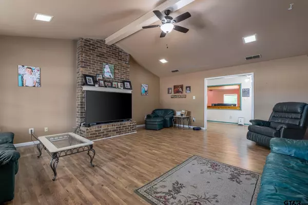 Flint, TX 75762,15592 CR 1130