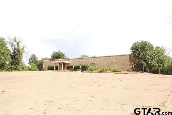 3509 S SW Loop 323, Tyler, TX 75701