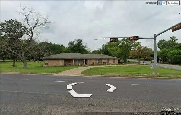Athens, TX 75751,900 S Palestine St (TX 19)
