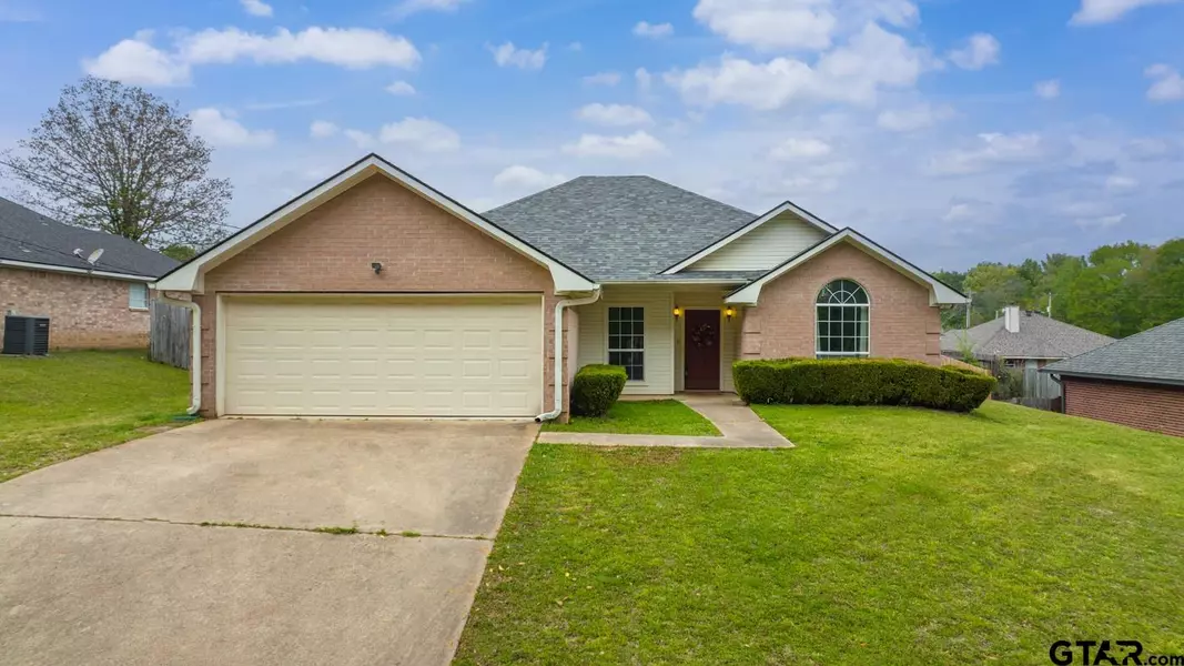 1709 Peach St., Kilgore, TX 75662