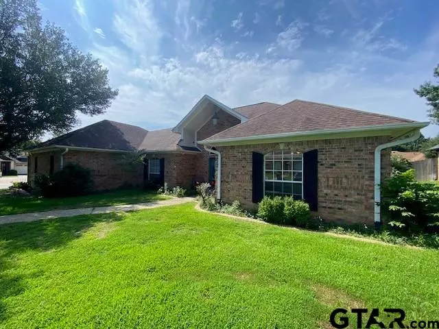 1200 Spring Branch, Tyler, TX 75703