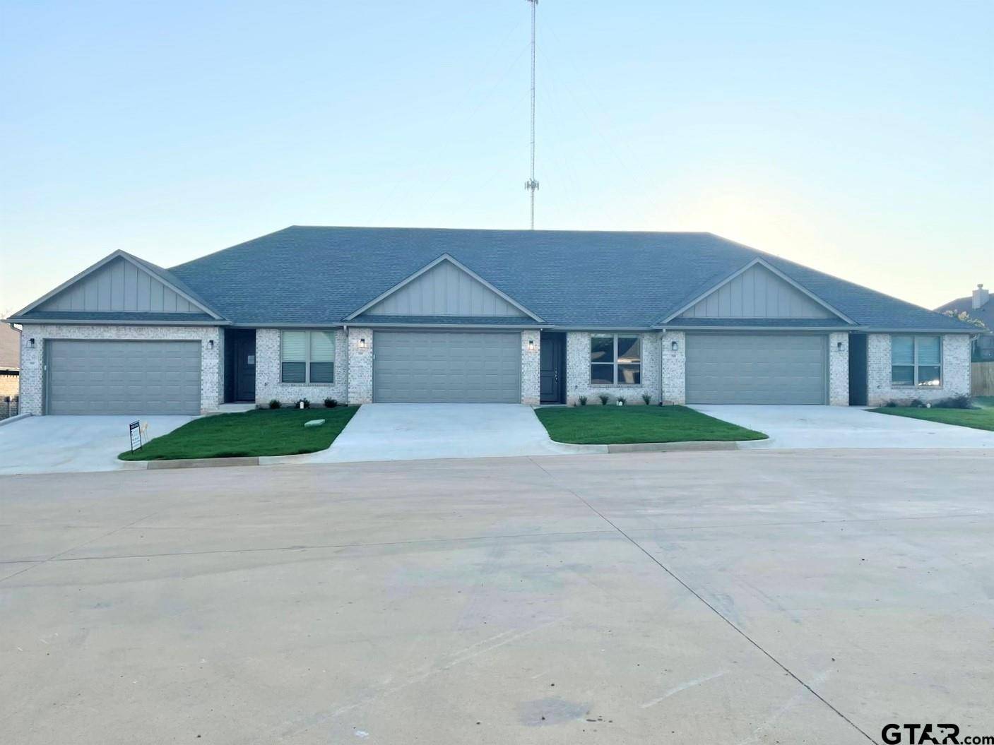 747 Freedom Way, Bullard, TX 75757