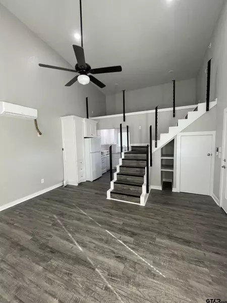 Unit 1 21904 CR 3107, Gladewater, TX 75647