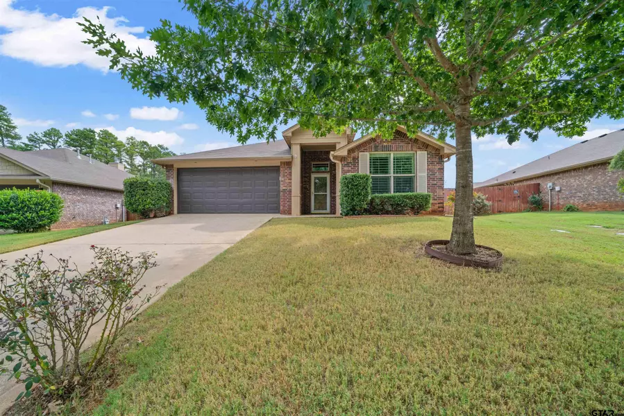 502 Happy, Whitehouse, TX 75791