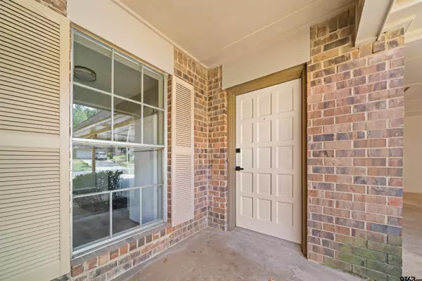 4210 Edinburgh, Tyler, TX 75703