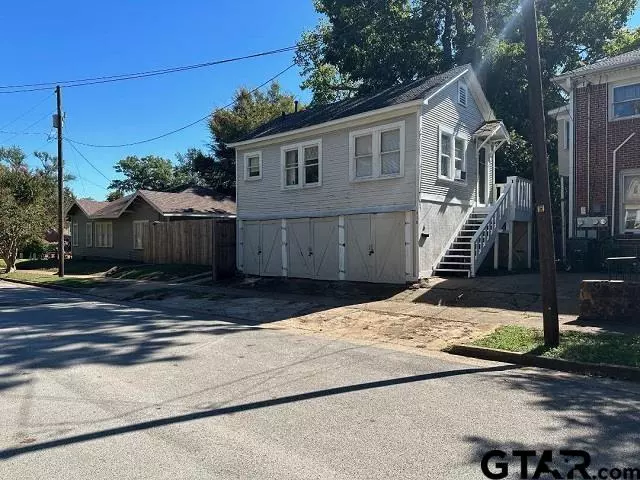 410 1/2 W Dobbs, Tyler, TX 75701