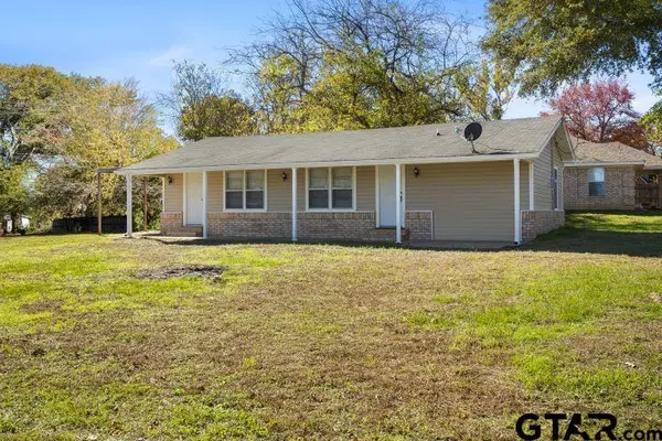 Frankston, TX 75763,511 N Elm