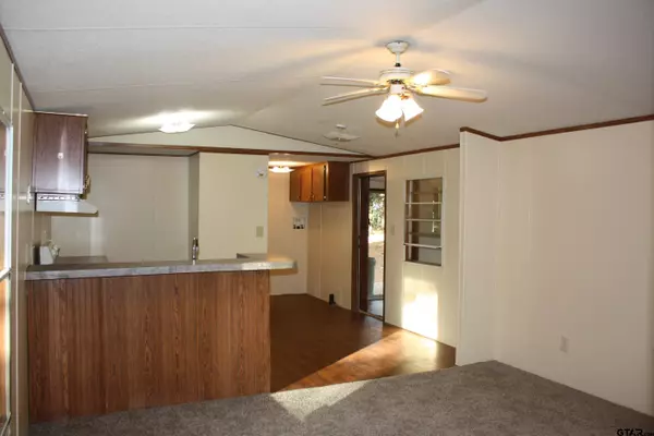 Chandler, TX 75758,2833 Waterwood Dr.