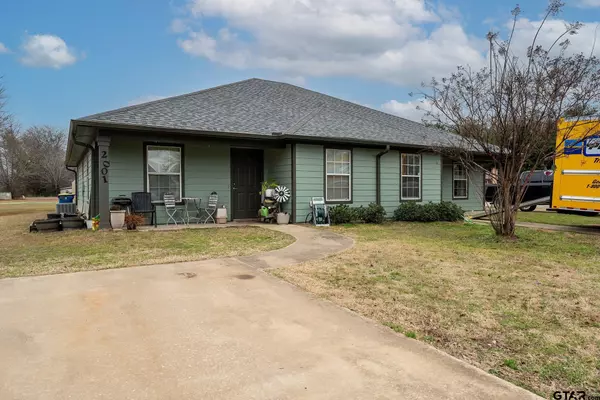 Kilgore, TX 75662,1901 Meadowgreen