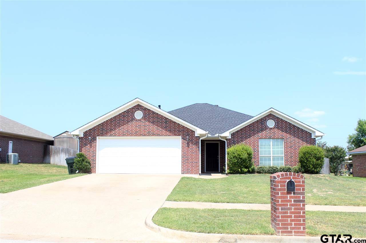 11180 Triple Crown, Flint, TX 75762