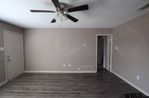 Tyler, TX 75709,12422 Cimmarron Dr