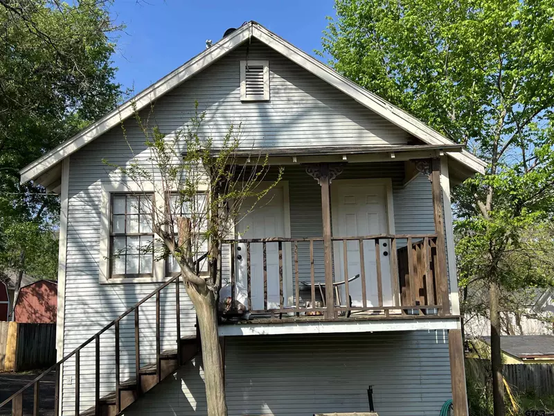 637 1/2 Bois D Arc, Tyler, TX 75701