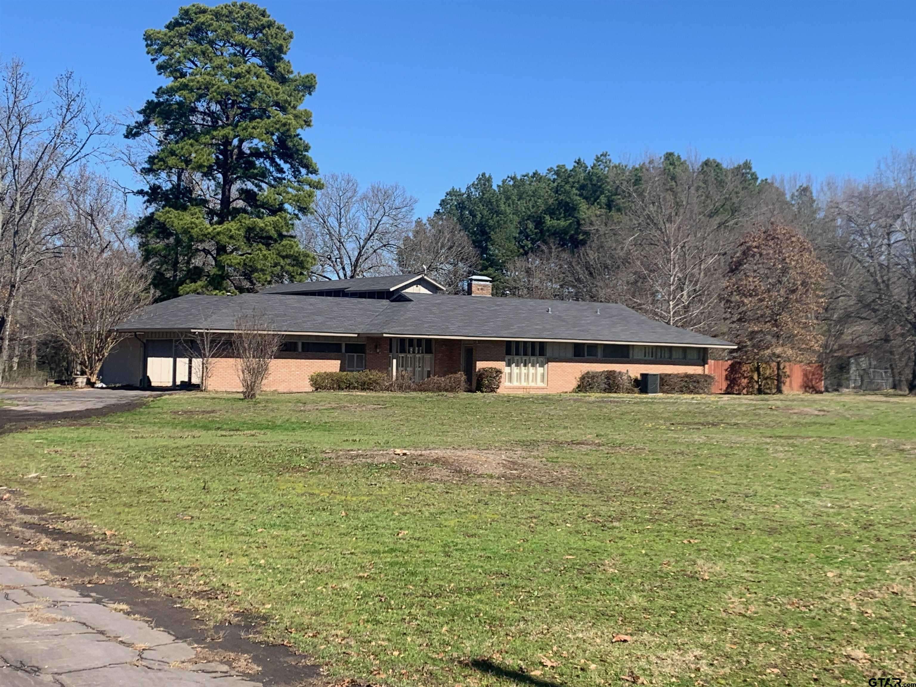 829 E Goode, Quitman, TX 75783