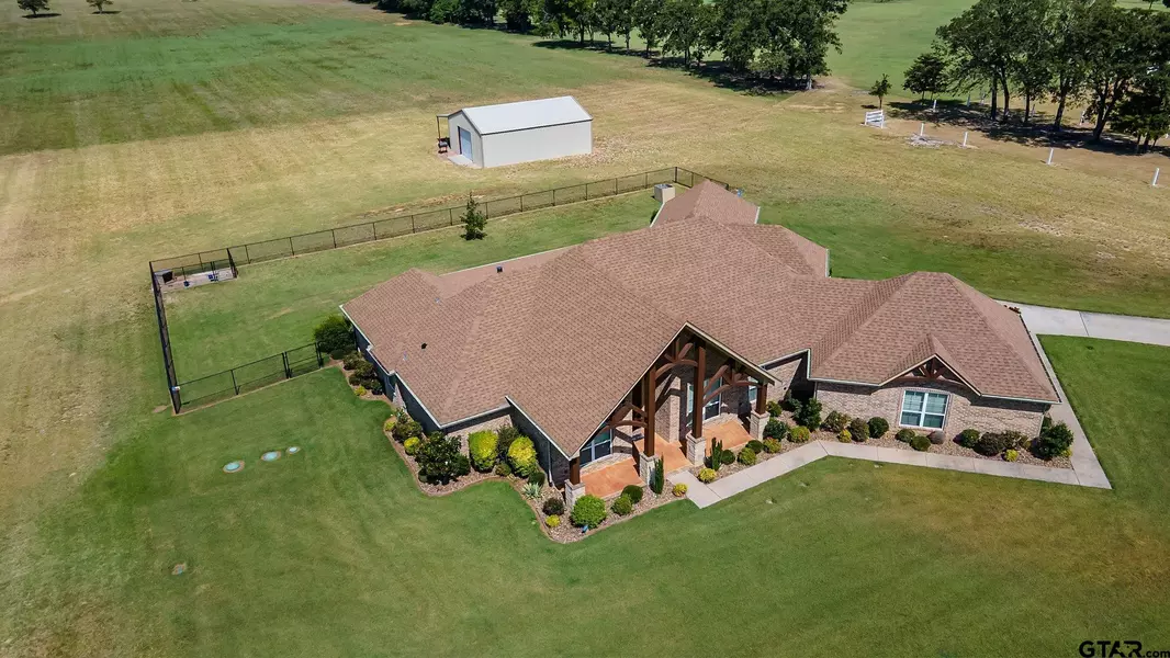 15671 Stallion Lake Blvd., Lindale, TX 75771