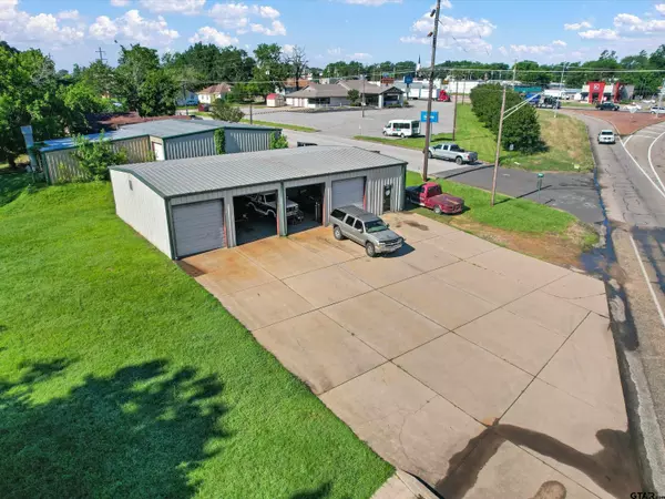 Gilmer, TX 75644,300 N State Hwy 155
