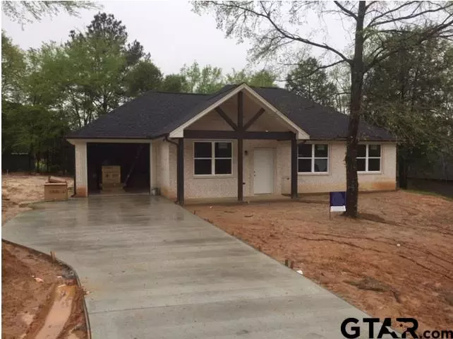 107 Stuart St., Arp, TX 75750